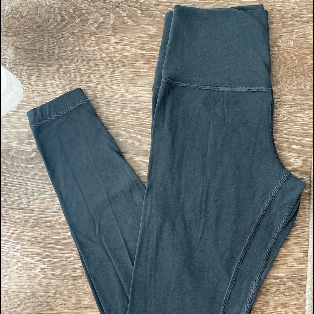 Granite/Grey Lulu Align leggings